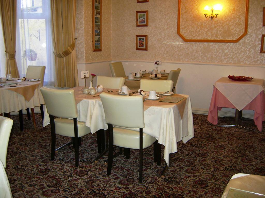 Hotel The Wharncliffe Scarborough Esterno foto