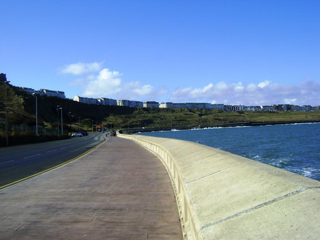 Hotel The Wharncliffe Scarborough Esterno foto