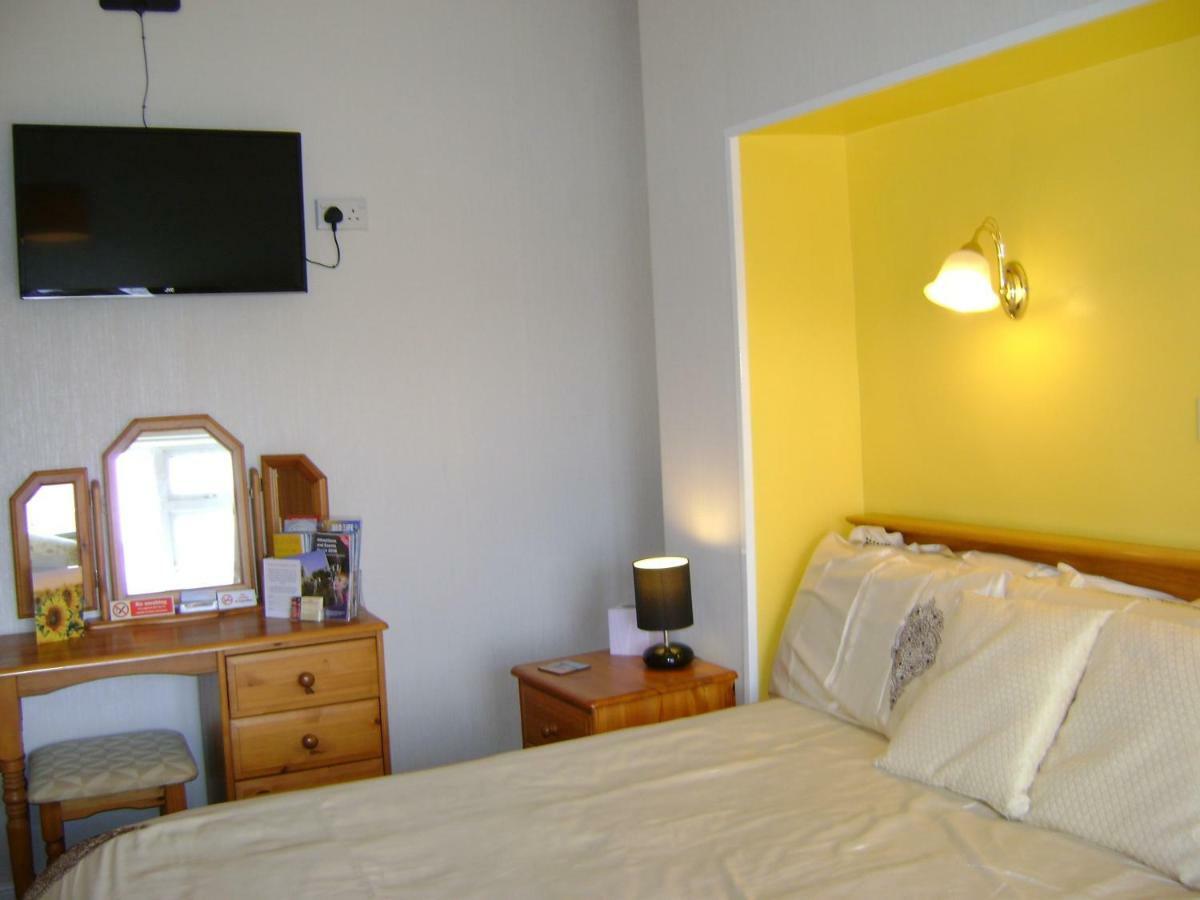 Hotel The Wharncliffe Scarborough Esterno foto